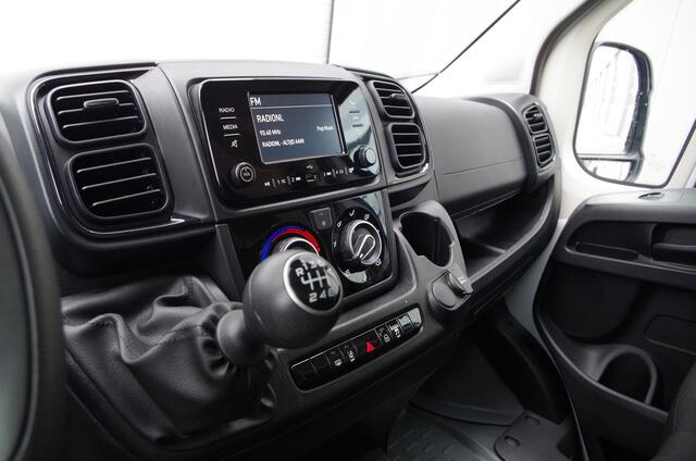 Fiat DUCATO 2.2 MultiJet 140 S&S L3H2 3.5t Camera / Cruise / 270° deuren | Operational lease ook mogelijk!
