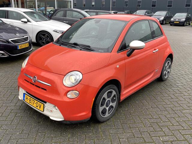 Fiat E-500 (Electric) 24kwh automaat met o.a. leer, climate control, cruise, bluetooth, etc.