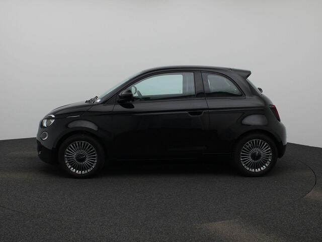 Fiat E-500 3+1 Icon 42 kWh | Navigatie | Apple & Android Carplay | Climate Control | LED verlichting | Automatische Verlichting & Regensensoren | Parkeersensoren & Camera | Lichtmetalen Velgen |