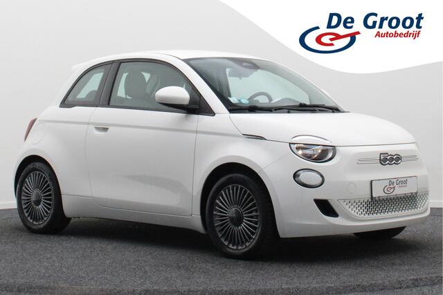 Fiat E-500 Icon 42 kWh Virtual Cockpit, Climate, Camera, Apple Carplay, Cruise, DAB, USB, 16''