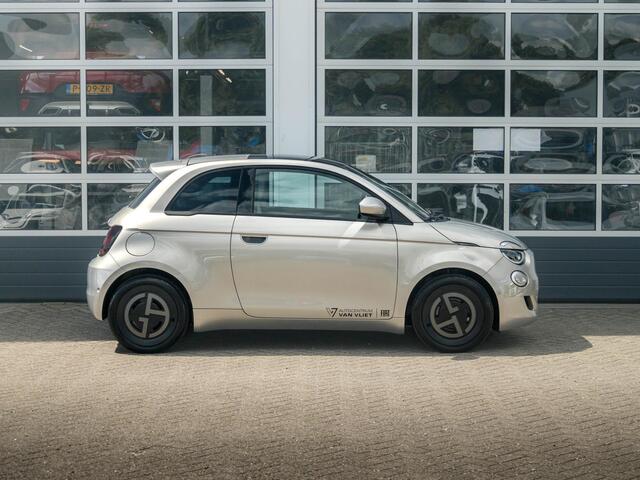 Fiat E-500 Giorgio Armani Collector's Edition 42 kWh | 18% Bijtelling | Zeer Exclusief | Beperkte Oplage !