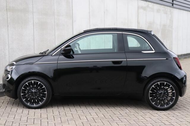 Fiat E-500 Cabrio La Prima 42 kWh | Technology | Winter | 17"