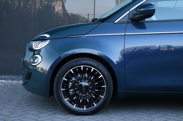 Fiat E-500 La Prima 42 kWh | Pano | Technology | Winter | BTW | 17"