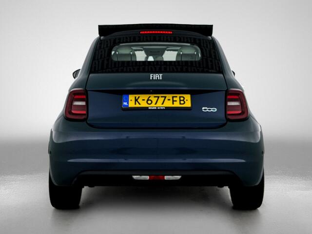 Fiat E-500 Cabrio La Prima 119PK / 42 kWh / SOH 88% / Leder / Adap-Cruise / Pdc+Camera / Navigatie / Airco-ecc. / Apple Carplay Android / Apk 11-2026