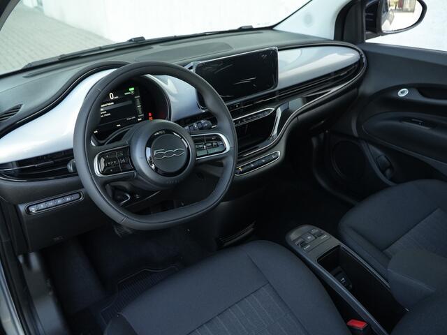 Fiat E-500 Icon 42 kWh | Pano | Style | Camera | Comfort | Carplay | 17"
