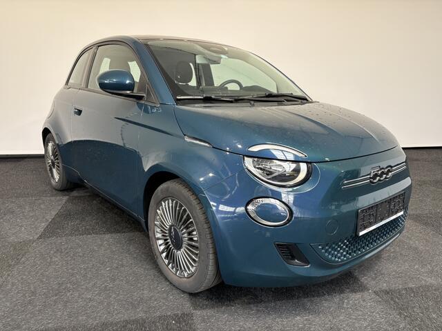 Fiat E-500 42kWh Icon SOH 99% Car play Cruise control Camera