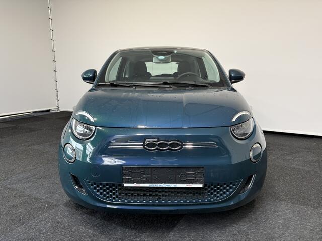 Fiat E-500 42kWh Icon SOH 99% Car play Cruise control Camera