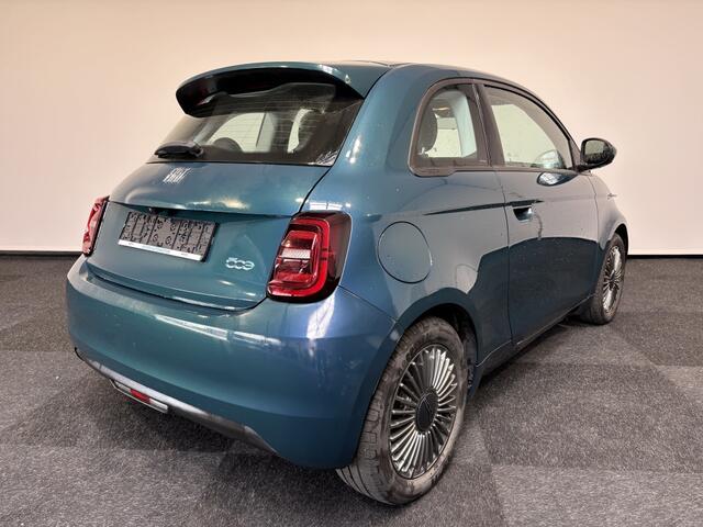 Fiat E-500 42kWh Icon SOH 99% Car play Cruise control Camera