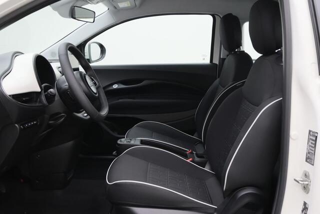 Fiat E-500 Icon 42 kWh Virtual Cockpit, Cruise, Apple Carplay, Lane Assist, Climate, DAB, LED, 16''