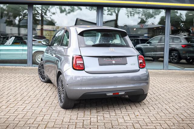 Fiat E-500 La Prima 42 kWh PANO / STOELVERW. / ALL SEASON