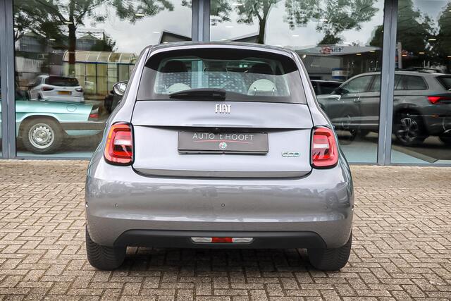 Fiat E-500 La Prima 42 kWh PANO / STOELVERW. / ALL SEASON
