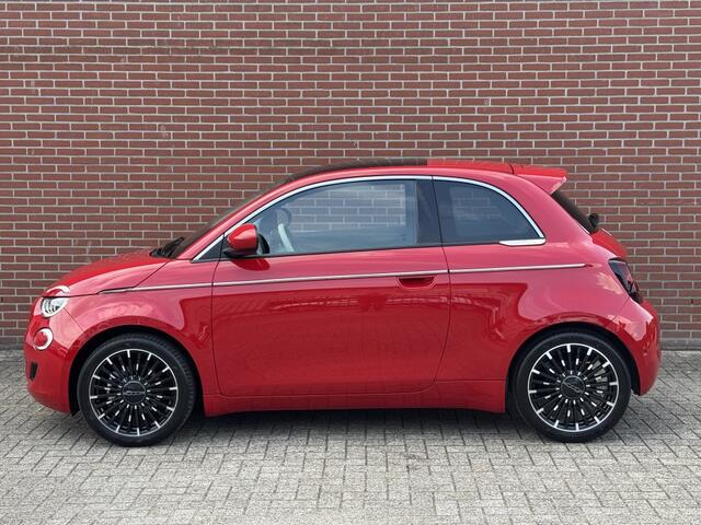 Fiat E-500 La Prima 42 kWh SOH 95% NAV PANO JBL ADAPT-CRUISE STOELVW CARPLAY LED