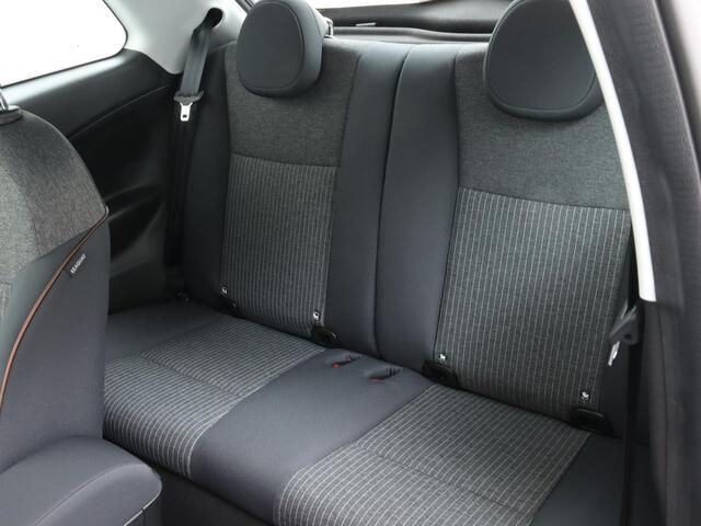 Fiat E-500 Icon 42 kWh | Navigatie | Winterpack Stoelverwarming | Comfort pack | 17 inch |
