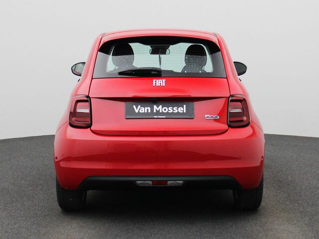 Fiat E-500 500e 42 kWh (Red) | Apple Carplay/Android Auto | Achteruitrijcamera | Cruise Control | Lichtmetalen Velgen |