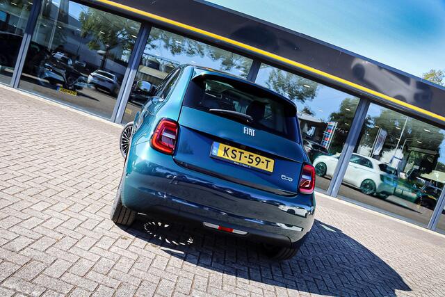 Fiat E-500 La Prima by Bochelli PANO / JBL / LEDER / ACC