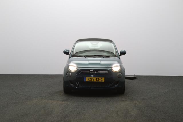 Fiat E-500 Cabrio Icon 42 kWh 119 PK, 100 % SOH, Carplay, Memory, Cruise Control