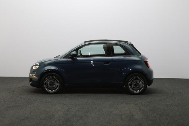 Fiat E-500 Cabrio Icon 42 kWh 119 PK, 100 % SOH, Carplay, Memory, Cruise Control
