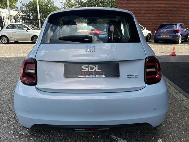 Fiat E-500 3+1 Icon 42 kWh // LED // NAVI + CARPLAY // PDC // CRUISE // CLIMA