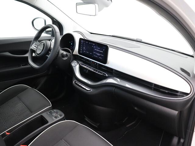 Fiat E-500 Icon 42 kWh | 320km WLTP | 85KWh Snelladen | Cruise control | Apple Carplay & Android Auto |