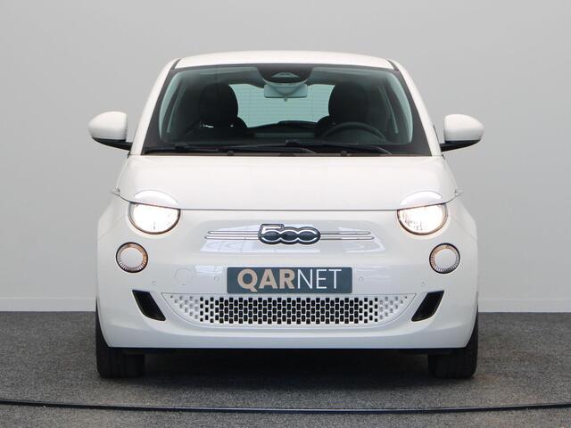 Fiat E-500 Icon | 320km WLTP | 85KWh Snelladen | Cruise control | Apple Carplay & Android Auto |