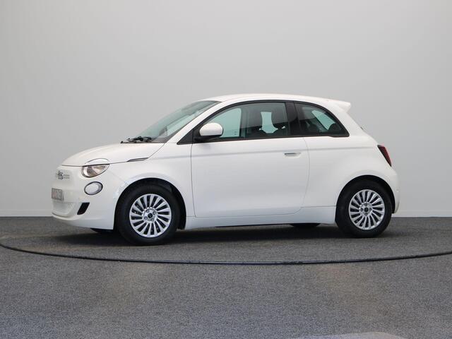 Fiat E-500 Icon | 320km WLTP | 85KWh Snelladen | Cruise control | Apple Carplay & Android Auto |