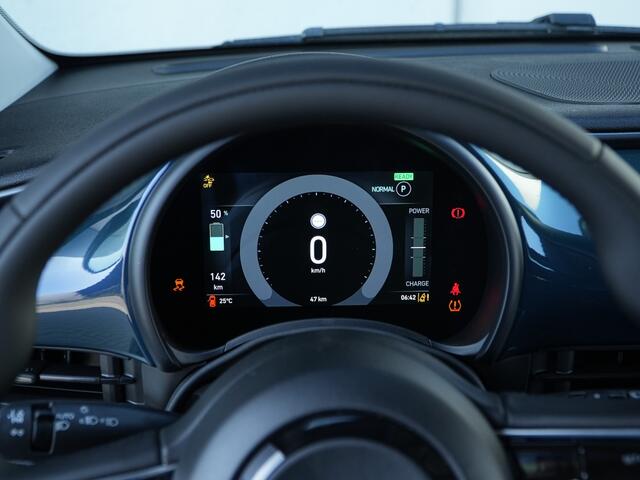 Fiat E-500 Icon 42KWH | Camera | Navi | Carplay | Winter | Style | 16"