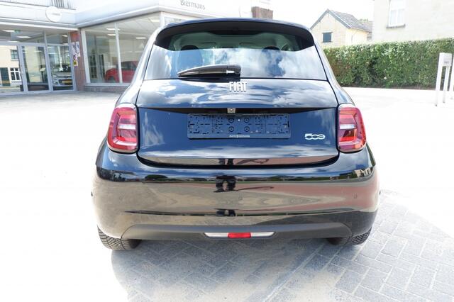 Fiat E-500 42 kWh Urban / INCL. 12mnd BOVAG