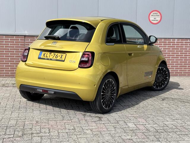 Fiat E-500 ICON 42 kWh | Pano | Camera | Winter | 17"