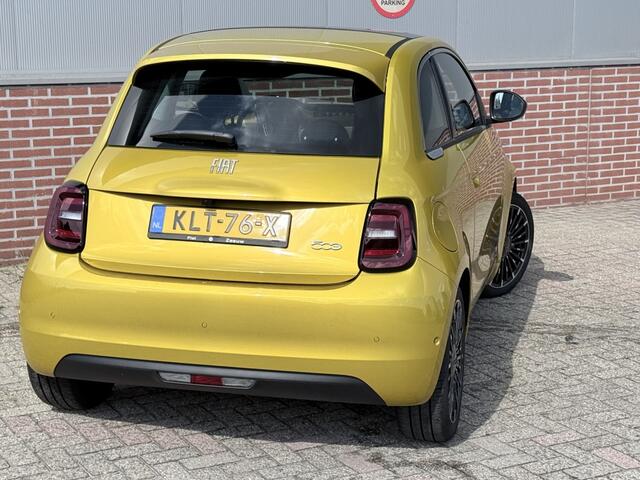 Fiat E-500 ICON 42 kWh | Pano | Camera | Winter | 17"
