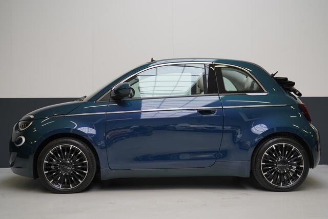 Fiat E-500 Cabrio La Prima 42 kWh SoH 94,9% | Leder | Stoelverwarming | Lm velgen | Navigatie | Carplay