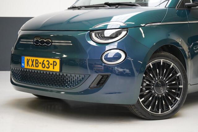 Fiat E-500 Cabrio La Prima 42 kWh SoH 94,9% | Leder | Stoelverwarming | Lm velgen | Navigatie | Carplay