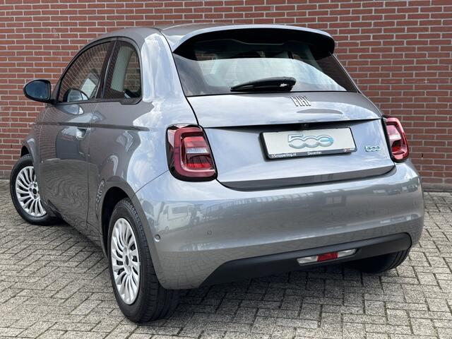 Fiat E-500 3+1 42 kWh CLIMA CARPLAY CAMERA STOELVW PDC DAB
