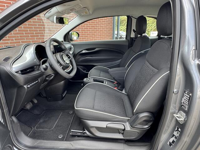 Fiat E-500 3+1 42 kWh CLIMA CARPLAY CAMERA STOELVW PDC DAB