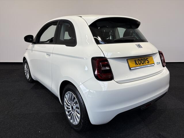 Fiat E-500 42 KWH SOH 93% | Carplay | Cruise control | Lane assist