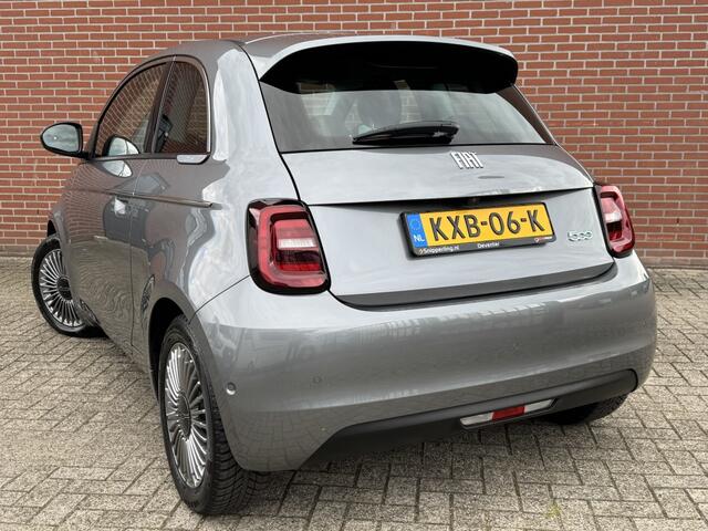 Fiat E-500 42 kWh CARPLAY SOH 98% PDC CAMERA STOELVW LED DAB CLIMA LMV CRUISE