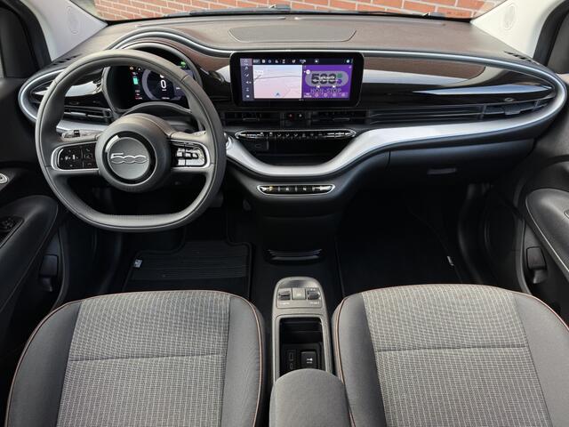 Fiat E-500 Icon 42 kWh NAV CRUISE CARPLAY LED COMFORT PACK CLIMA LMV PRIVACY GLASS