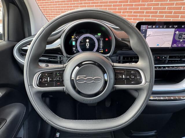 Fiat E-500 Icon 42 kWh NAV CRUISE CARPLAY LED COMFORT PACK CLIMA LMV PRIVACY GLASS
