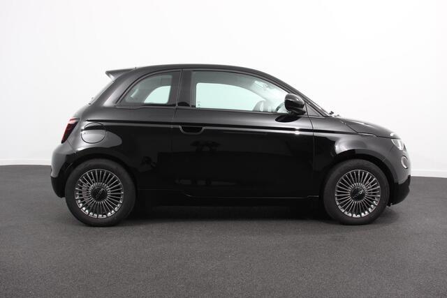 Fiat E-500 42 kWh 118pk Icon Actieradius WLTP 329km Navigatie Apple Carplay/Android Auto Cruise Control Comfort-pakket Climate Control