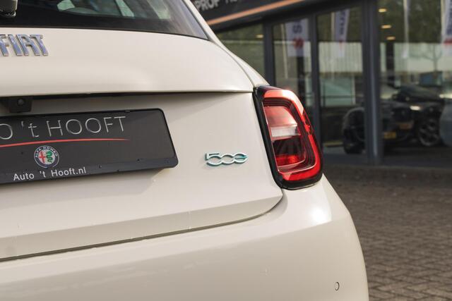 Fiat E-500 La Prima by Bocelli 42 kWh Stoelverwarming | JBL | CarPlay
