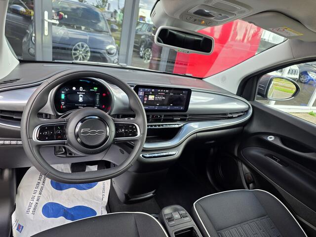Fiat E-500 Urban 42 kWh | Pack Style | Pack Comfort | Camera | Stoelverwarming | Cruise control | Lane Assist | Apple Carplay/Android Auto – foto 3