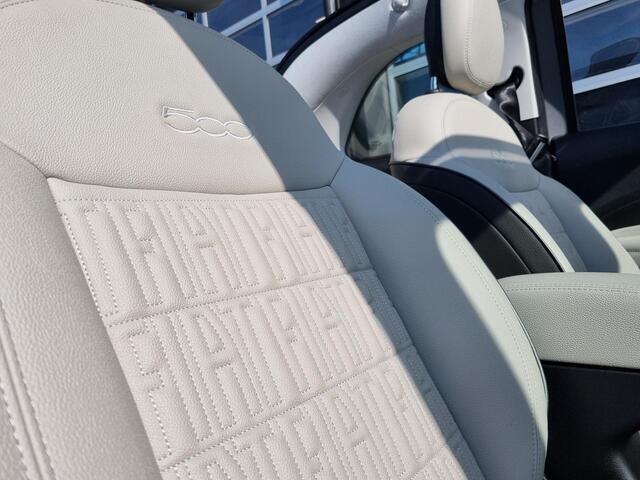 Fiat E-500 Cabrio La Prima by Bocelli 42 kWh JBL / 17 INCH / CAMERA / NAVI / 9.558 KM. – foto 9
