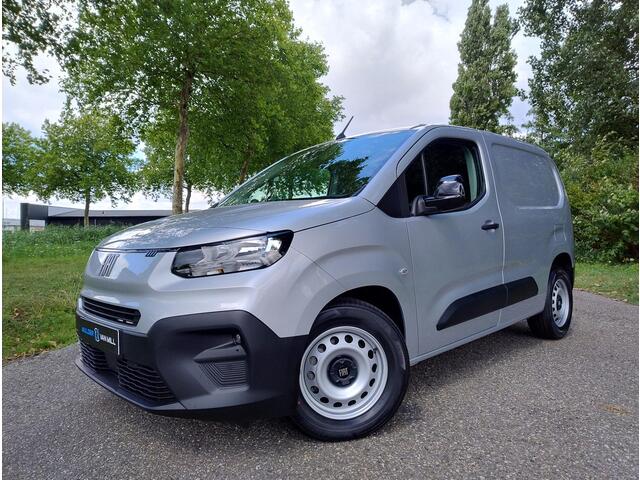 Fiat E-Doblo L1 50 kWh 136pk | 8 jaar garantie | Multimedia | Apple Carplay | Android Auto | Achteruitrijcamera | Parkeersensoren achter | Winter pakket | Stoelverwarming | Stuurverwarming | Warmtepomp | Digital cockpit | Stuurwielbediening | Reservewiel | van ¤31.409
