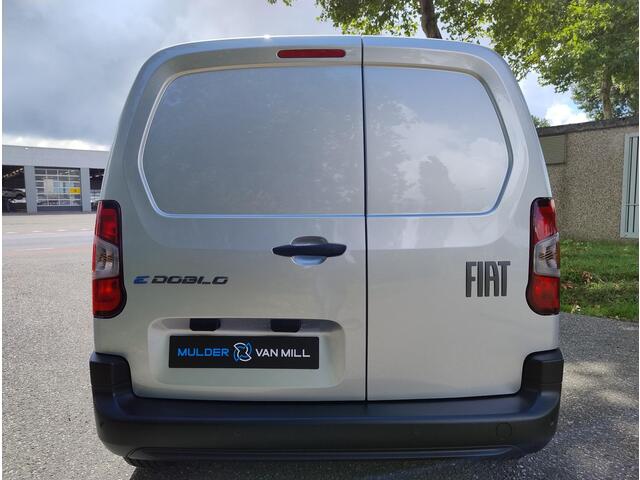 Fiat E-Doblo L1 50 kWh 136pk | ACTIE! | 8 jaar garantie | Multimedia | Apple Carplay | Android Auto | Achteruitrijcamera | Parkeersensoren achter | Winter pakket | Stoelverwarming | Stuurverwarming | Warmtepomp | Digital cockpit | Stuurwielbediening | Reservewiel | va