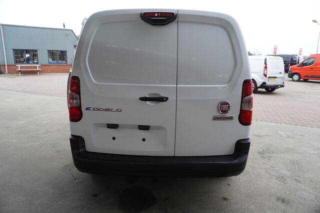 Fiat E-Doblo 136 L2 50 kWh Schuifdeur links en rechts Automaat nr.V901 | Climate | Navi | Camera | Cruise