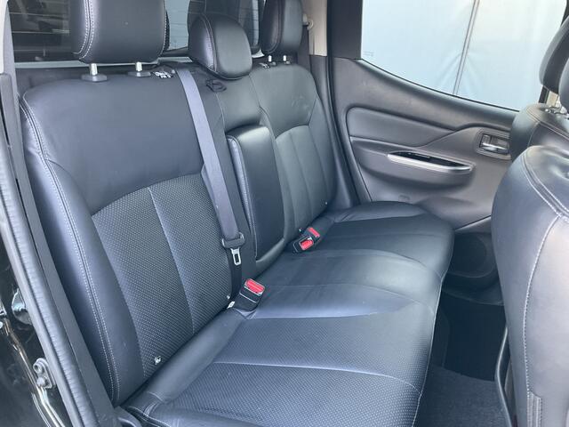 Fiat Fullback 5-Pers 2.4D LX Double Cab Trekhaak 3500kg Leer Nav/Cam 5 zits