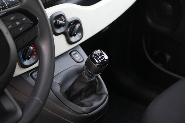 Fiat PANDA 1.0 Hybrid Pandina | Airco | Carplay | Cruise | PDC