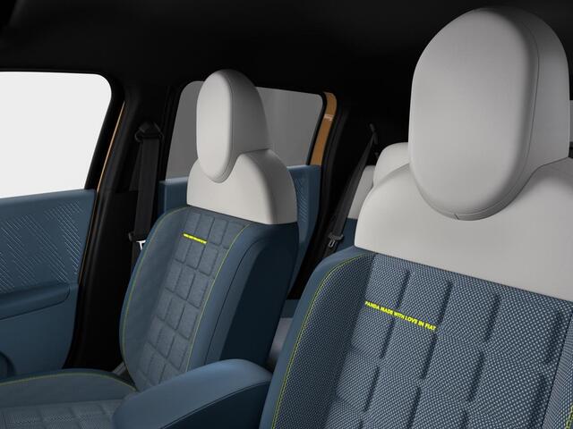 Fiat PANDA Grande 1.2 Hybrid La Prima | Automaat | Camera | Clima | Apple Carplay | Cruise | Navi | 17" | Winter Pack