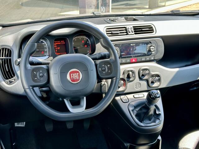 Fiat PANDA 1.2 Lounge | All seasons | Parkeersensoren