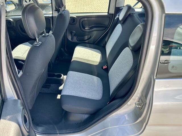 Fiat PANDA 1.2 Lounge | All seasons | Parkeersensoren