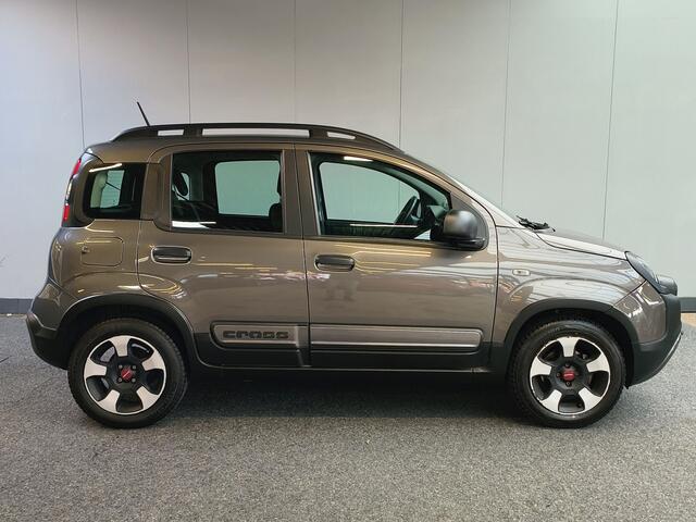 Fiat PANDA 1.0 Hybrid City Cross Rijklaar + 12 maanden Bovag-garantie Henk Jongen Auto's in Helmond, al 50 jaar service zoals 't hoort!